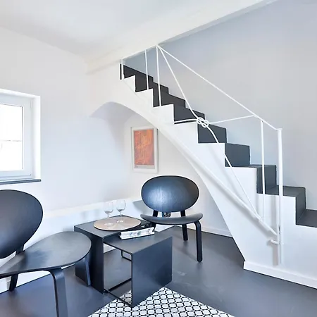 Guesthost - Maka Terrace Apartamento Nápoles